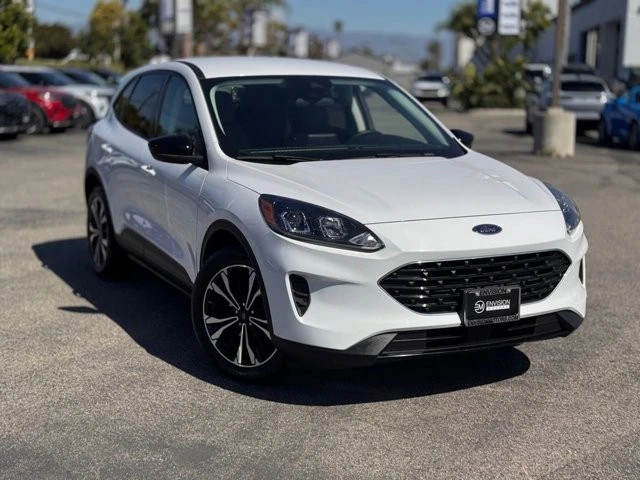 2022 Ford Escape - Image 2 of 12