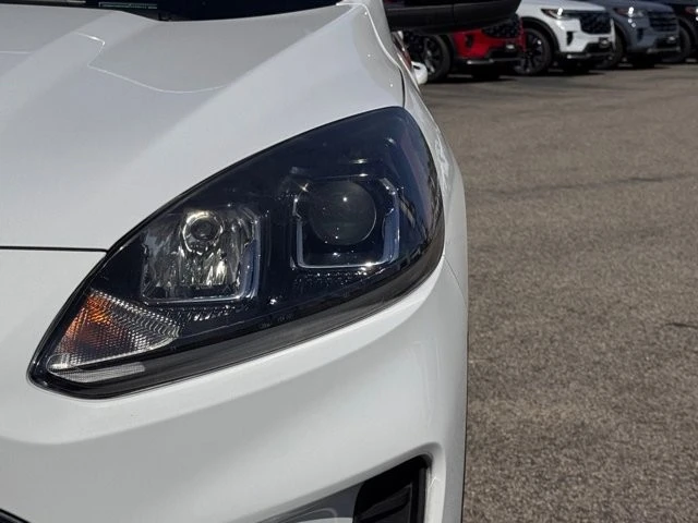 2022 Ford Escape - Image 8 of 12