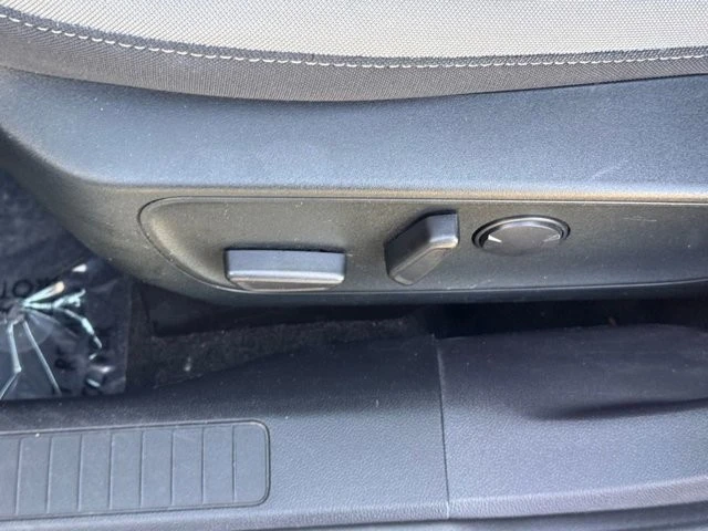 2022 Ford Escape - Image 19 of 21