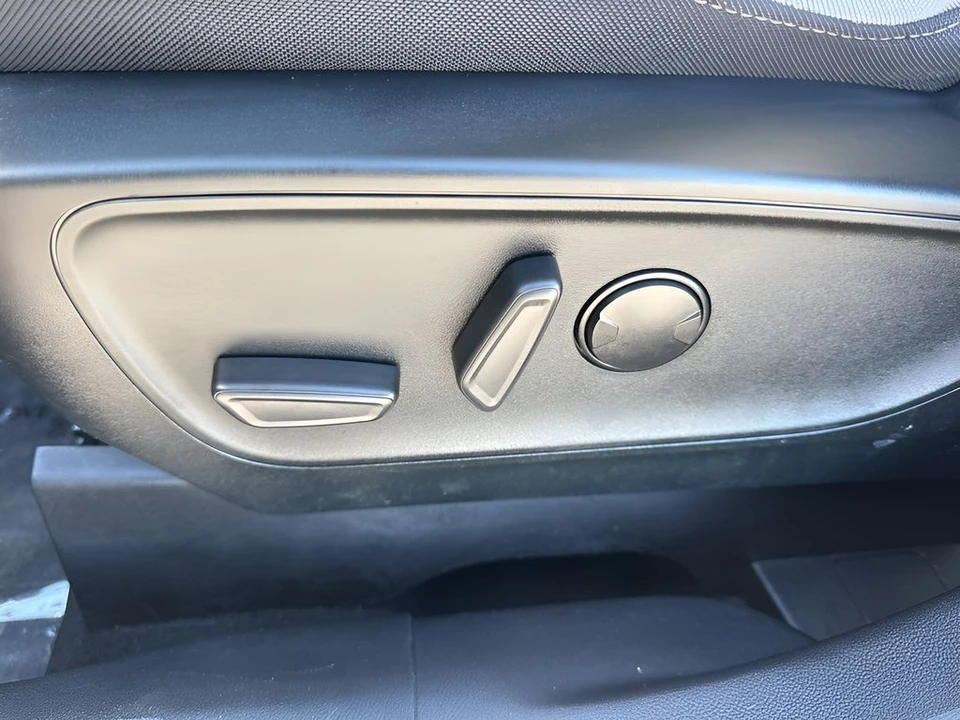 2022 Ford Escape - Image 10 of 12