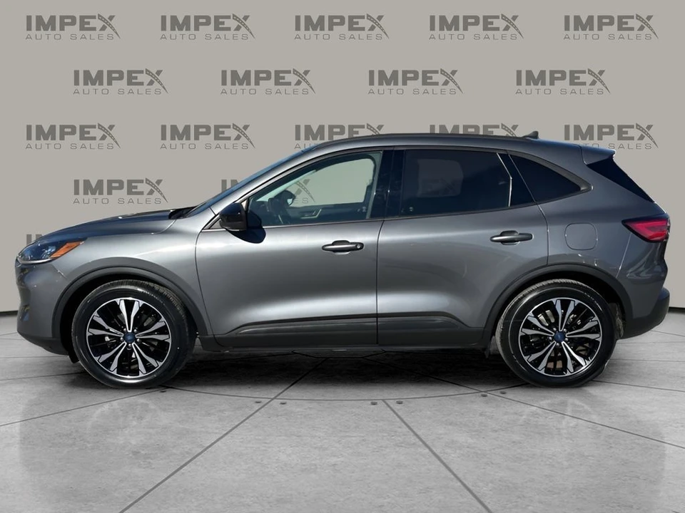 2022 Ford Escape - Image 2 of 12