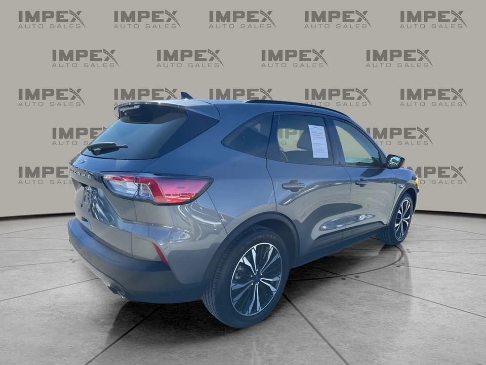 2022 Ford Escape - Image 5 of 12