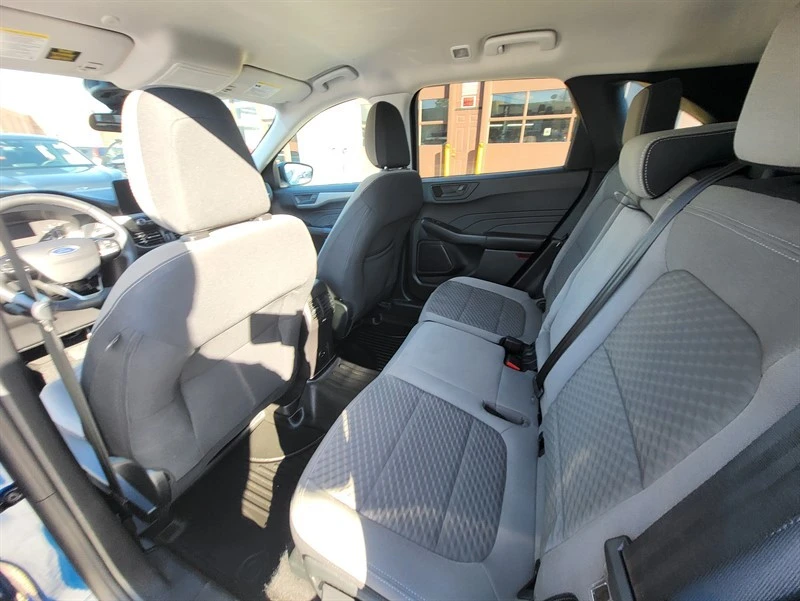 2022 Ford Escape - Image 9 of 15