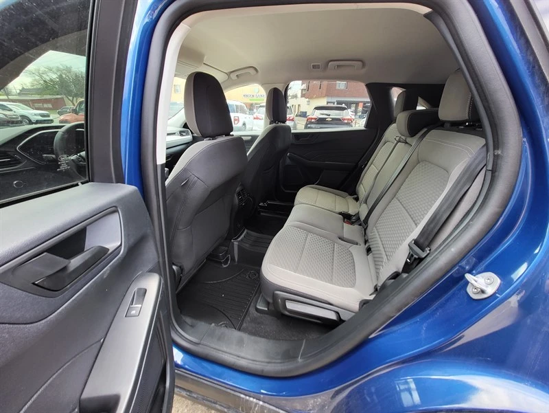 2022 Ford Escape - Image 9 of 16