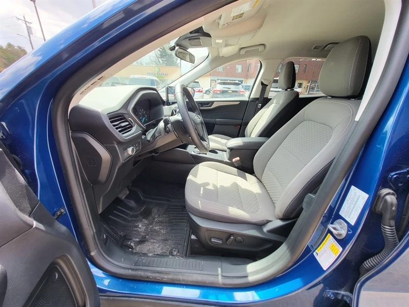 2022 Ford Escape - Image 8 of 16