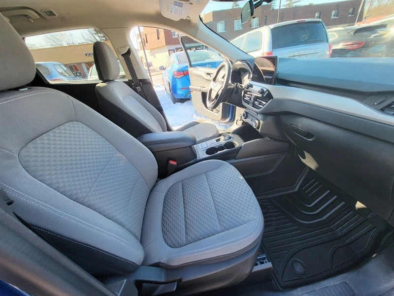 2022 Ford Escape - Image 14 of 15