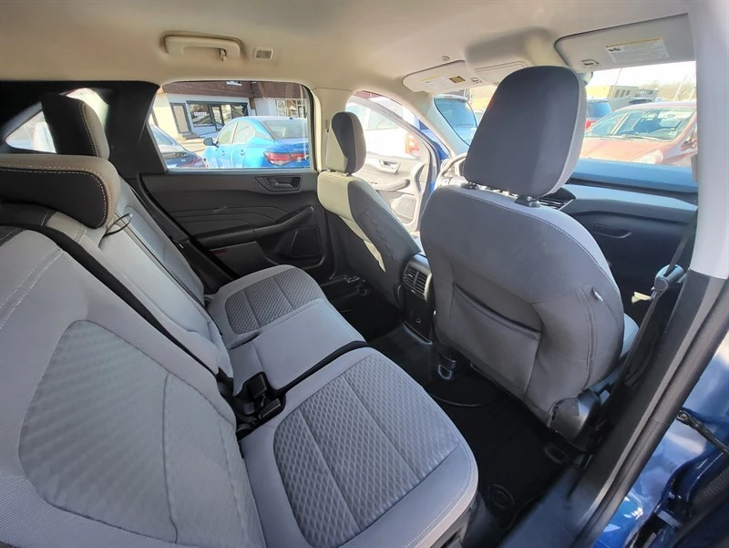 2022 Ford Escape - Image 13 of 15
