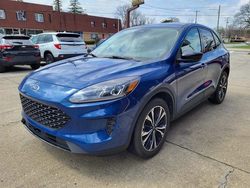 2022 Ford Escape - Image 3 of 16