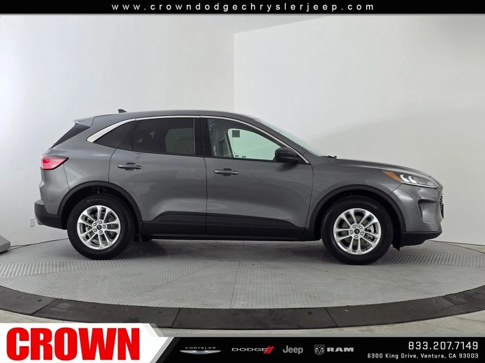 2022 Ford Escape - Image 8 of 12