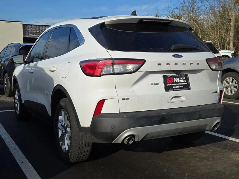 2022 Ford Escape - Image 3 of 4