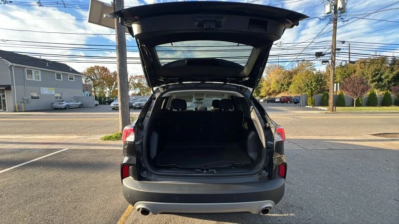 2022 Ford Escape - Image 9 of 12
