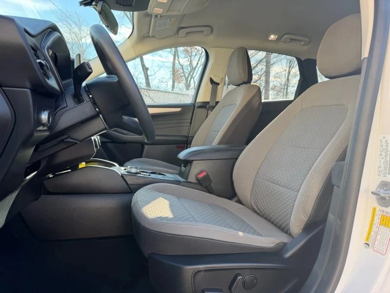 2022 Ford Escape - Image 11 of 12