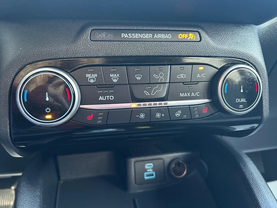 2022 Ford Escape - Image 14 of 18