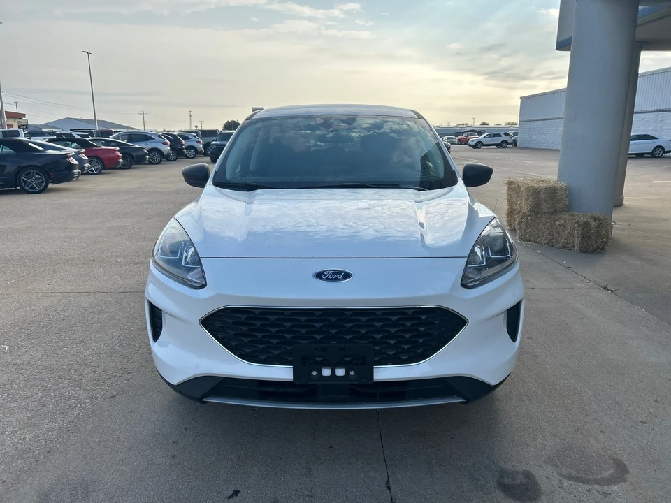 2022 Ford Escape - Image 3 of 18