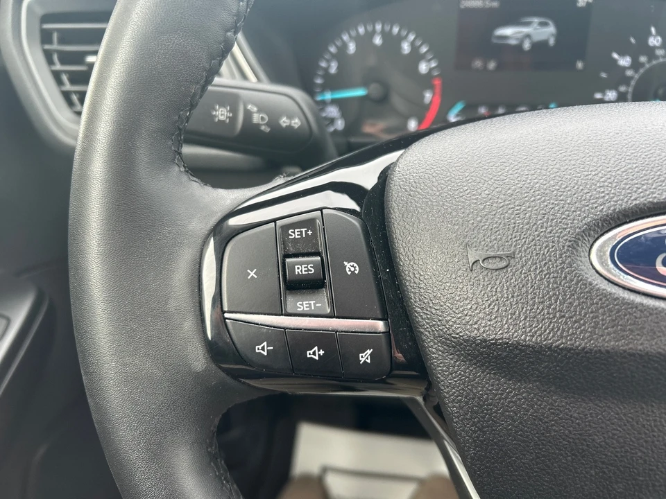 2022 Ford Escape - Image 14 of 20