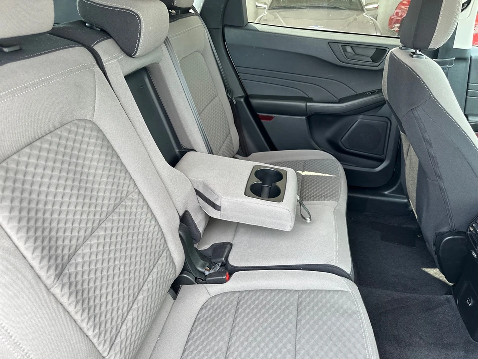 2022 Ford Escape - Image 18 of 21