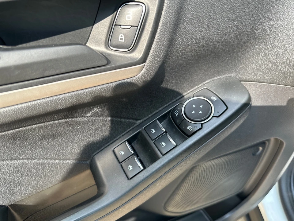 2022 Ford Escape - Image 20 of 21