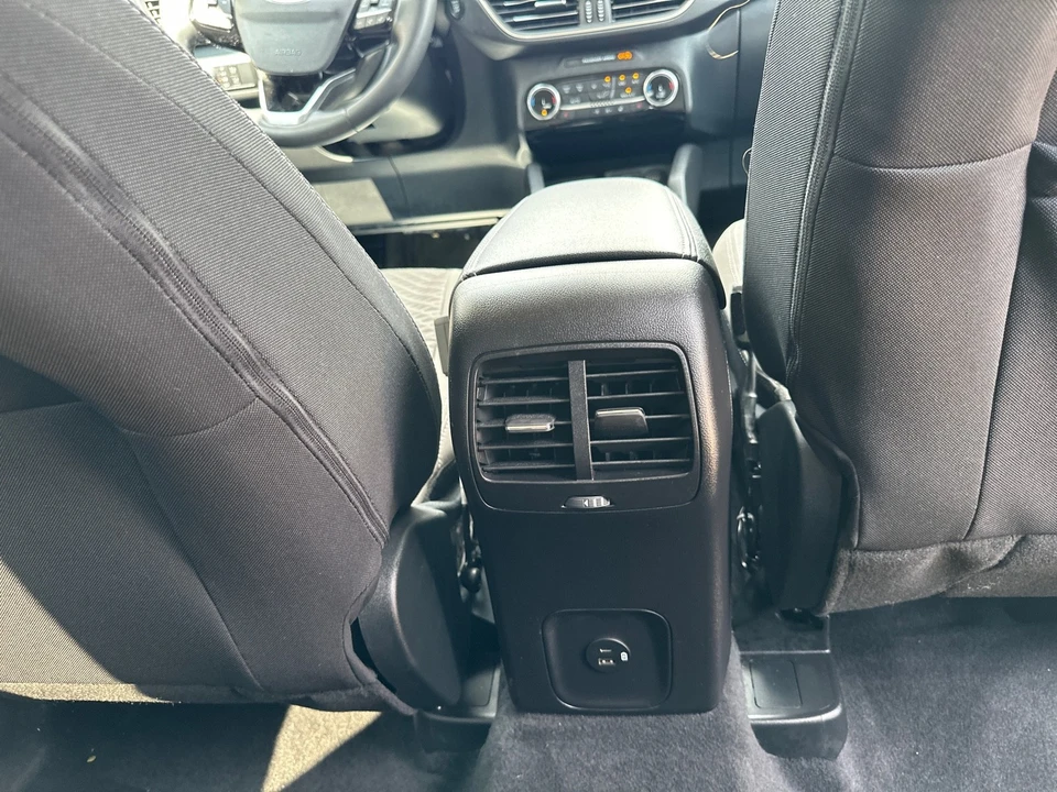 2022 Ford Escape - Image 17 of 21