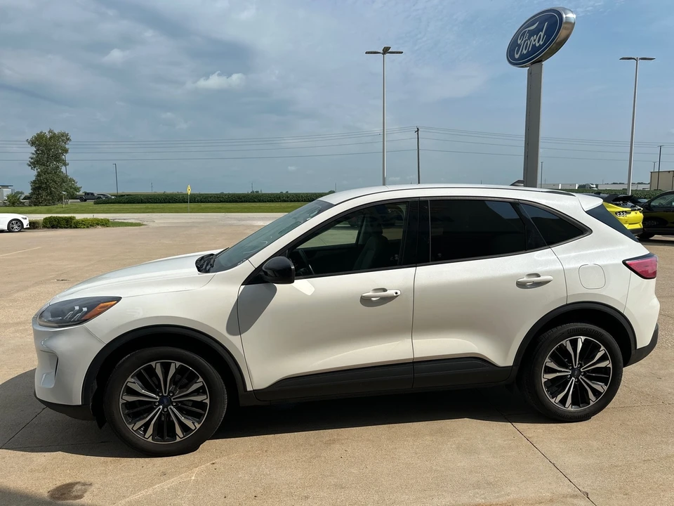 2022 Ford Escape - Image 7 of 12