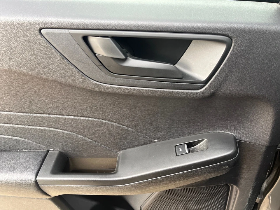 2022 Ford Escape - Image 19 of 21
