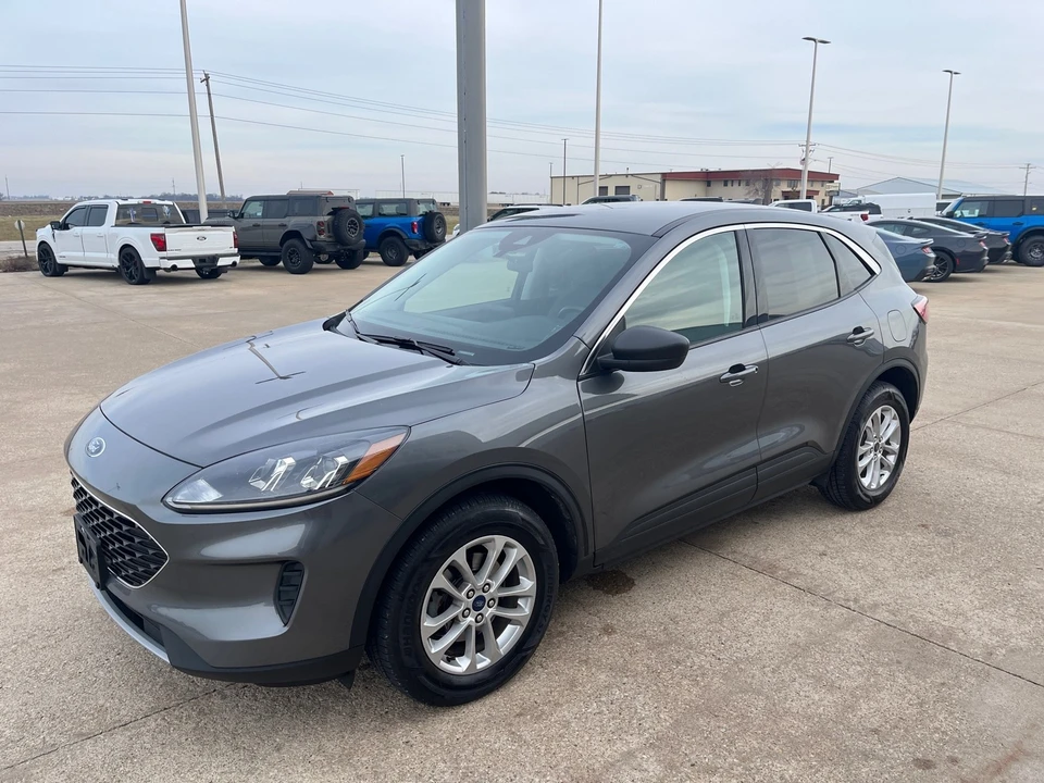 2022 Ford Escape - Image 4 of 21