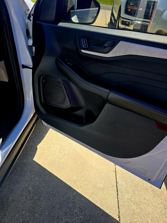 2022 Ford Escape - Image 8 of 11