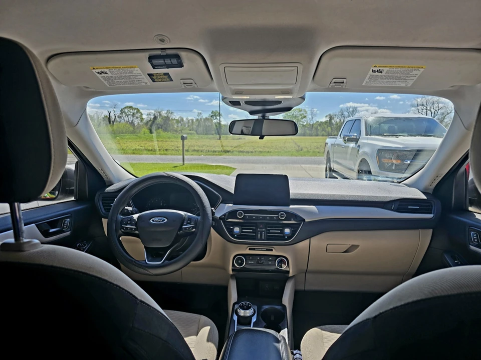 2022 Ford Escape - Image 10 of 11