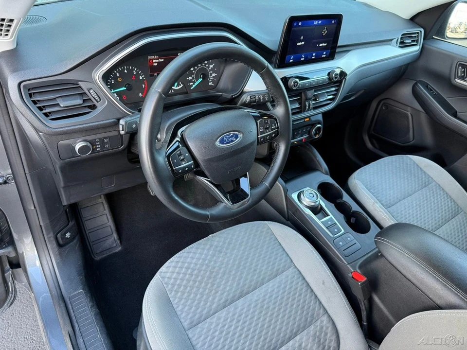 2022 Ford Escape - Image 10 of 12