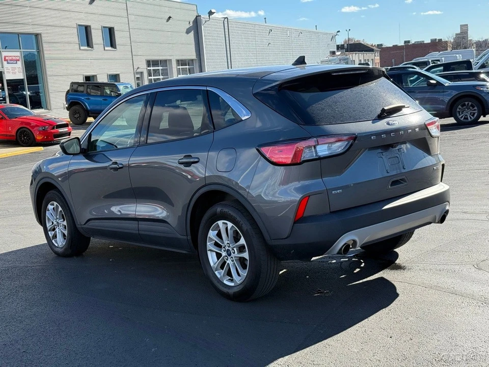 2022 Ford Escape - Image 5 of 12
