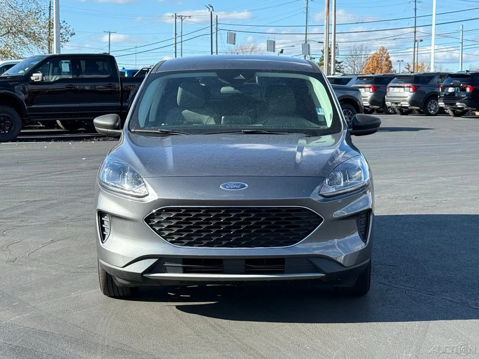 2022 Ford Escape - Image 8 of 12