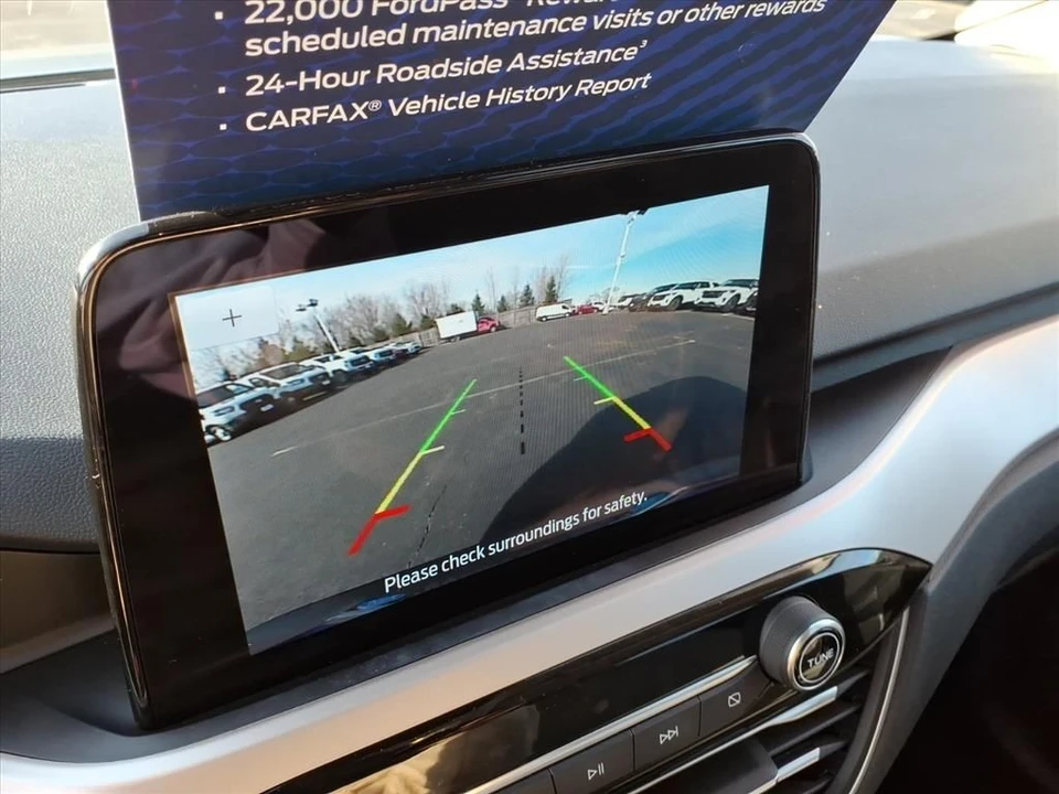 2022 Ford Escape - Image 10 of 12