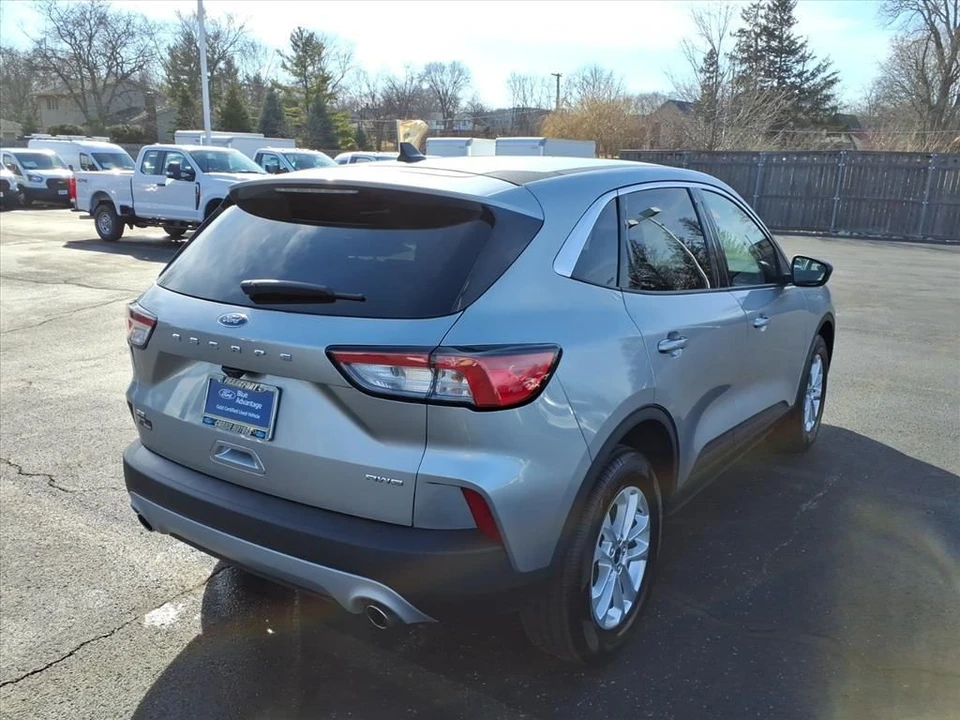 2022 Ford Escape - Image 7 of 12