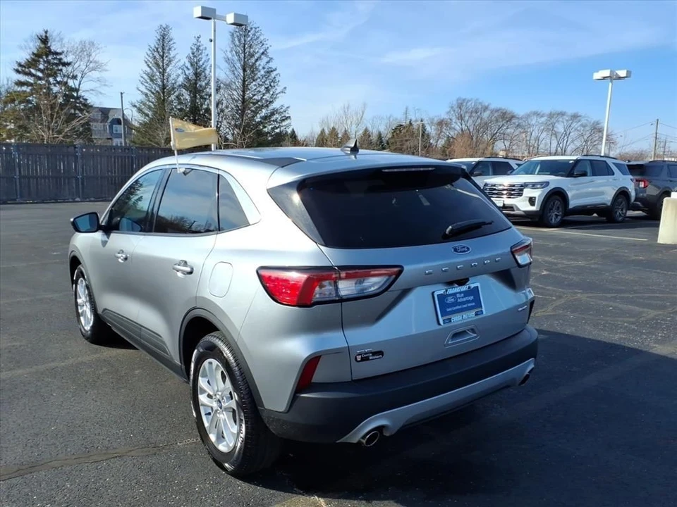 2022 Ford Escape - Image 5 of 12