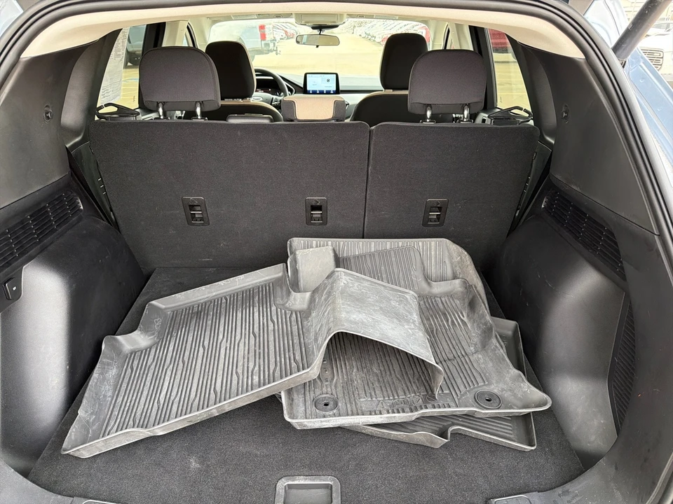 2022 Ford Escape - Image 12 of 21