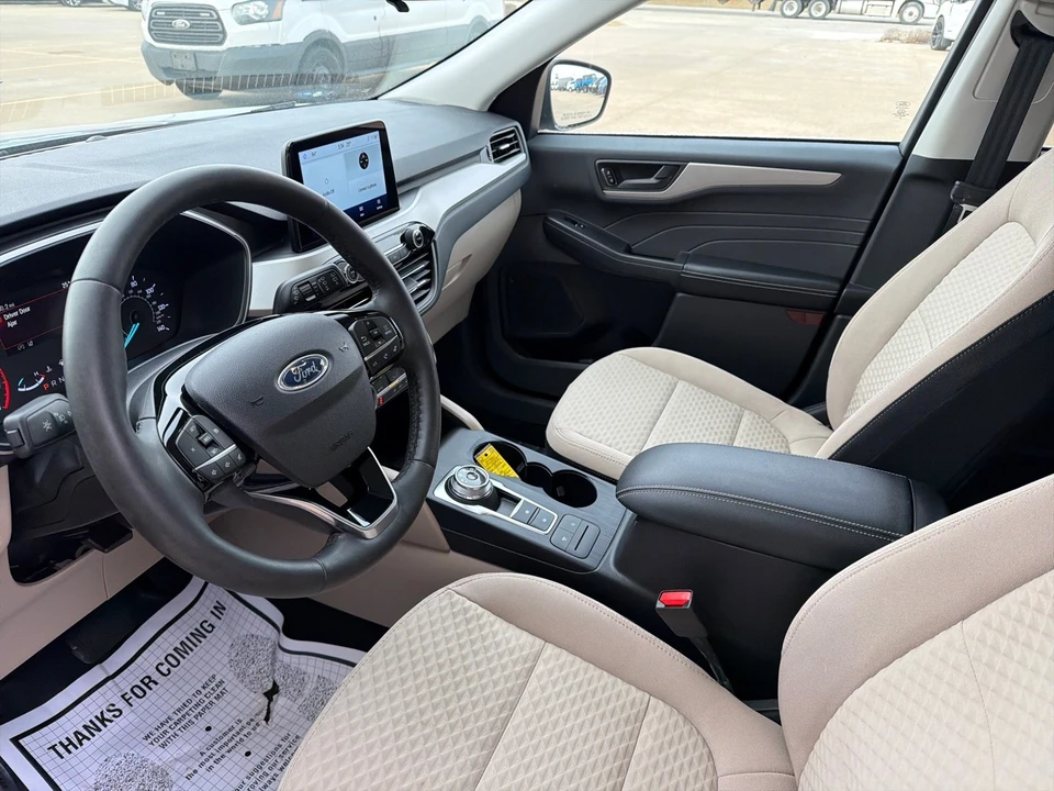 2022 Ford Escape - Image 18 of 21
