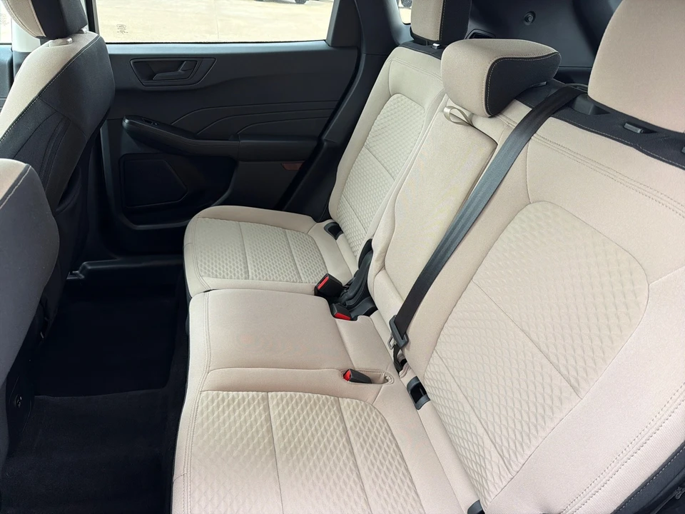 2022 Ford Escape - Image 14 of 21