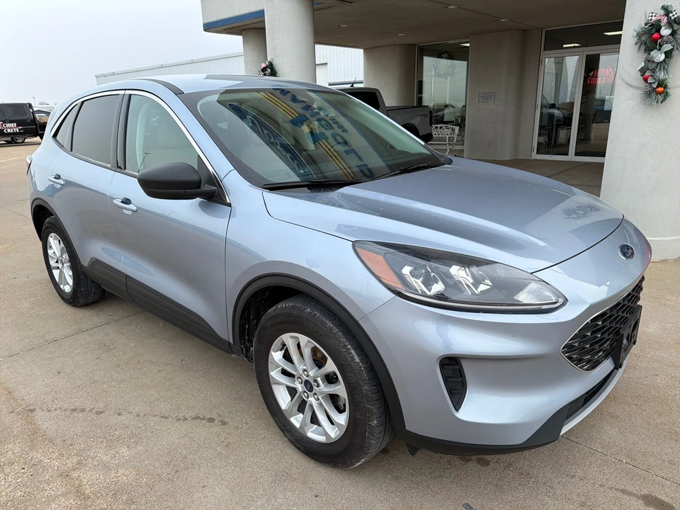 2022 Ford Escape - Image 2 of 21