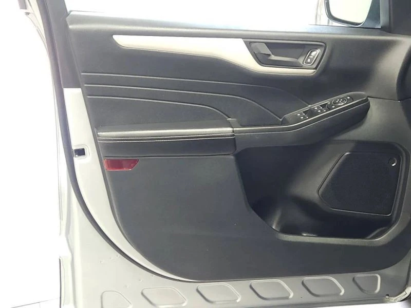 2022 Ford Escape - Image 10 of 12