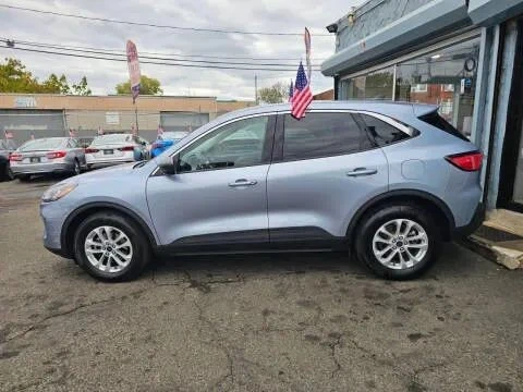 2022 Ford Escape - Image 2 of 12