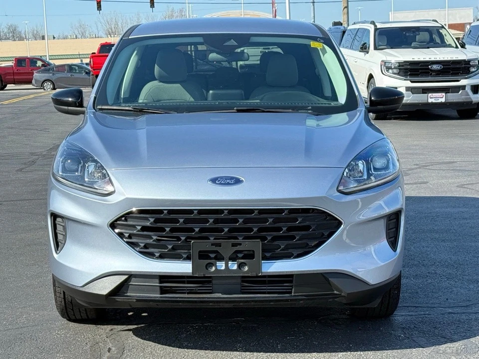 2022 Ford Escape - Image 8 of 21