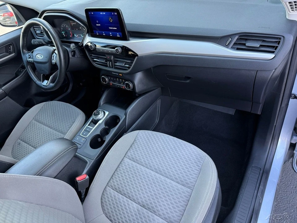 2022 Ford Escape - Image 15 of 21