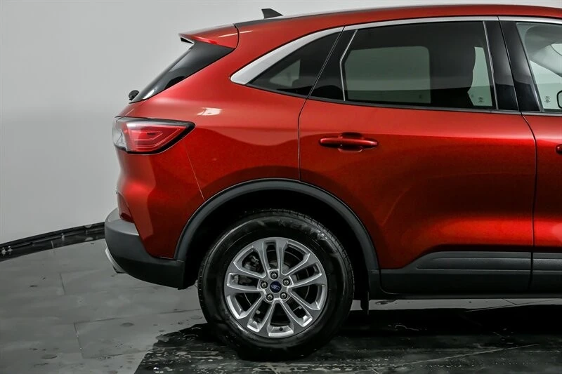 2022 Ford Escape - Image 12 of 21