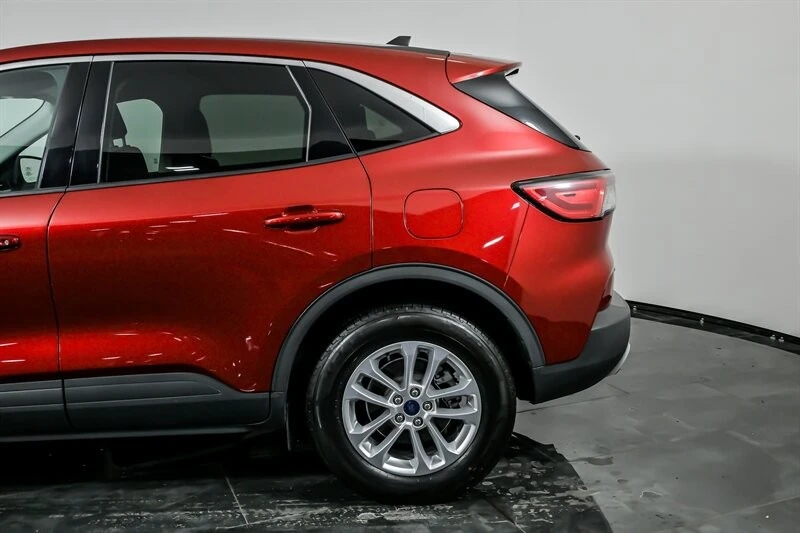 2022 Ford Escape - Image 8 of 21