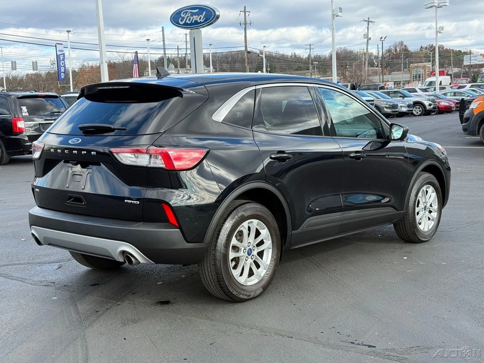 2022 Ford Escape - Image 3 of 12