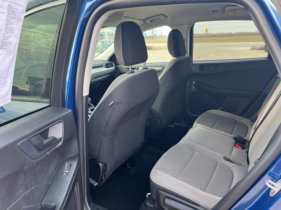 2022 Ford Escape - Image 17 of 21