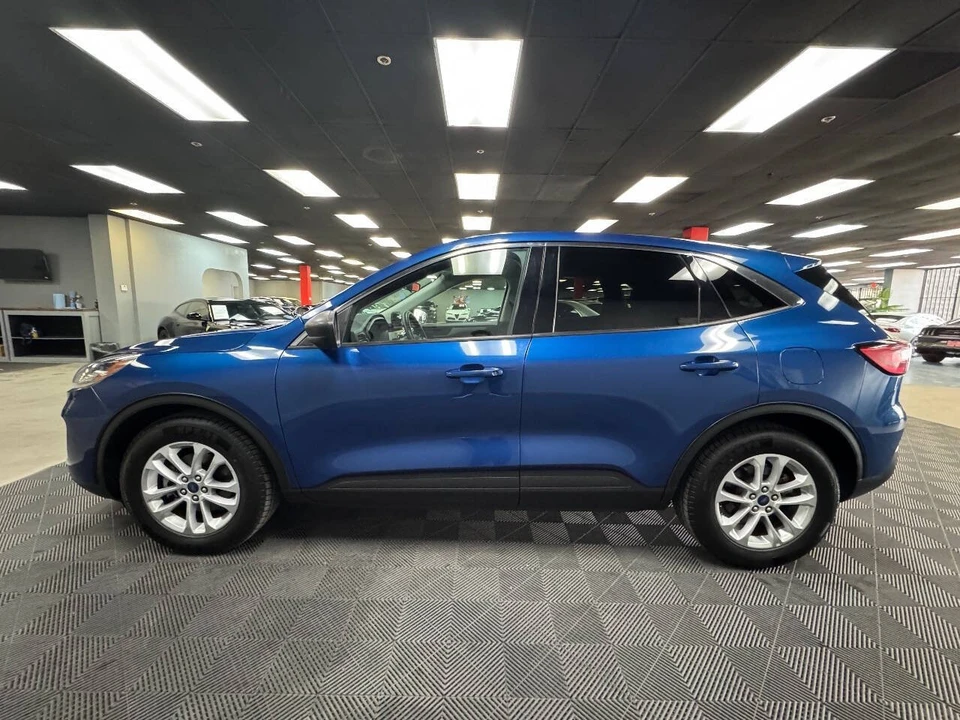 2022 Ford Escape - Image 8 of 21