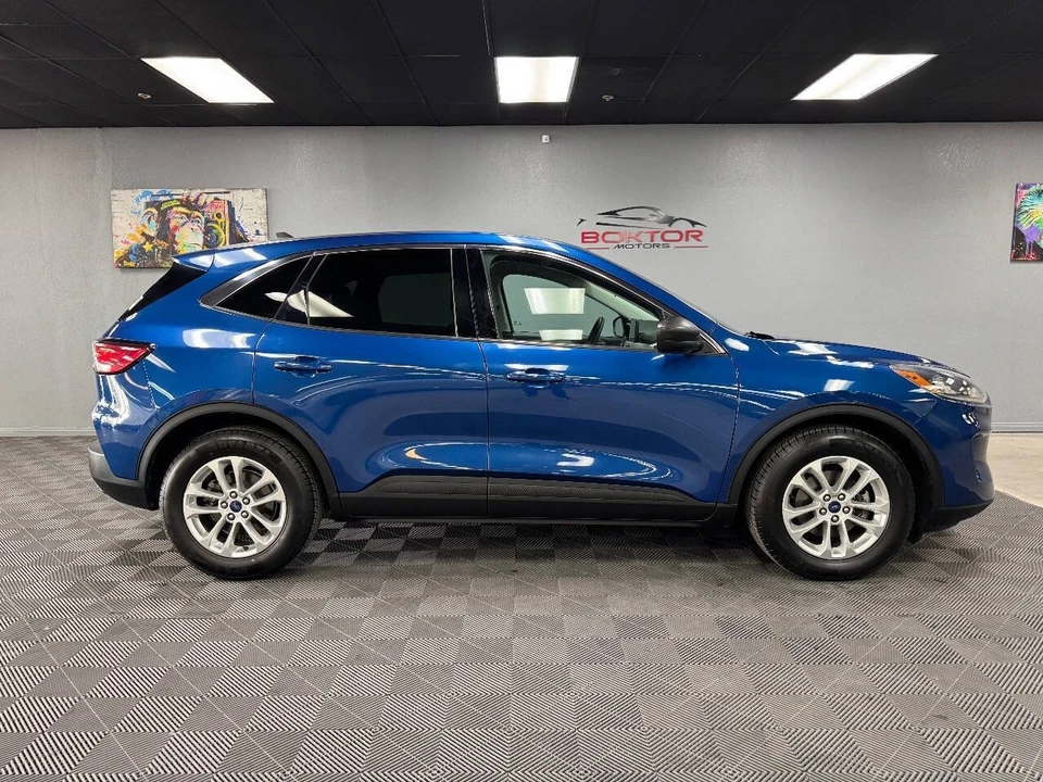 2022 Ford Escape - Image 16 of 21