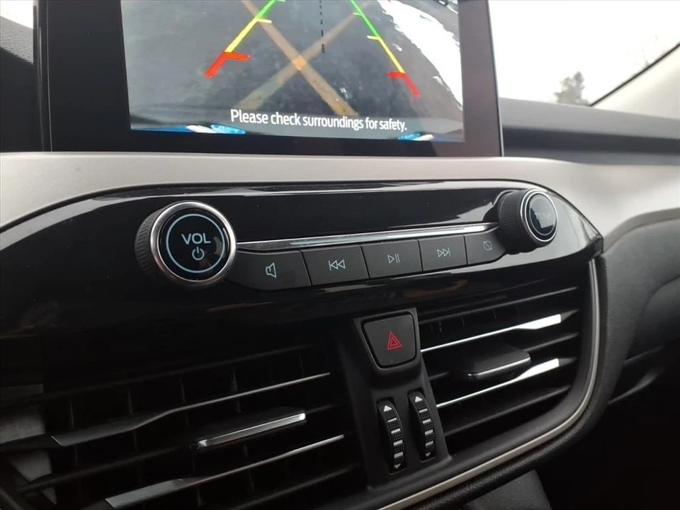2022 Ford Escape - Image 11 of 12