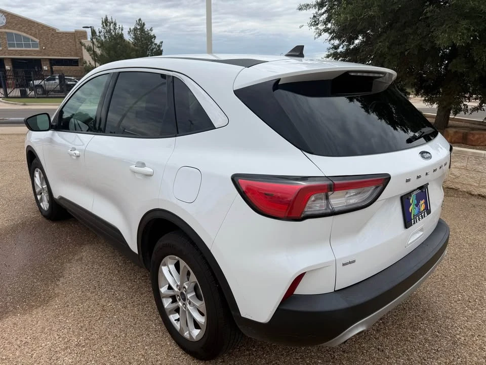 2022 Ford Escape - Image 4 of 9