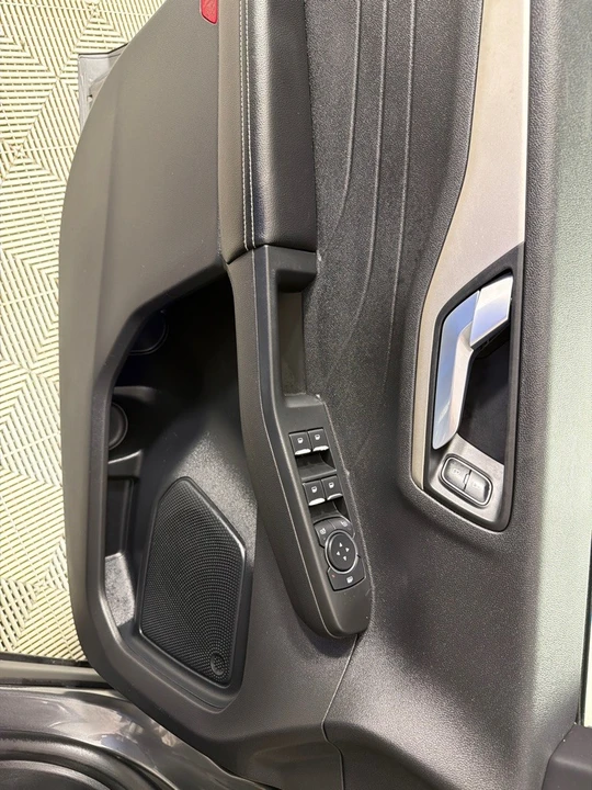 2022 Ford Escape - Image 11 of 21